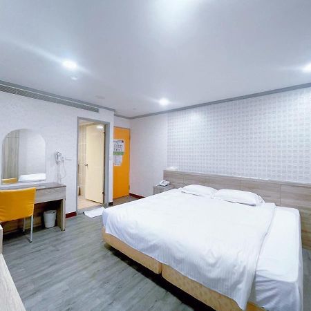 A22 Wei Lu Hotel Zhongli Dış mekan fotoğraf